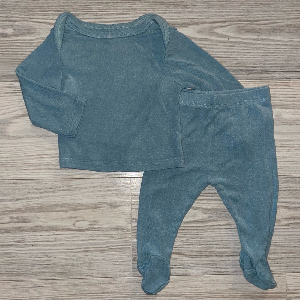 Cloud Island Baby Boys 2PC Outfit 0–3M Blue Long-Sleeve Top & Footed Pants Set
